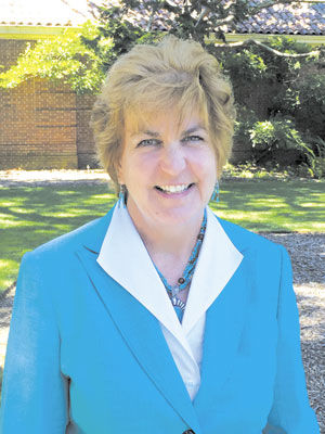 New superintendent comes full circle: Joan Rosas returns to San Mateo-Foster City Elementary School District