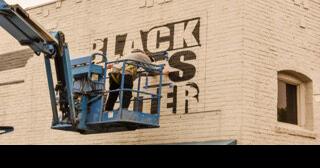 Half Moon Bay City Council weighs keeping BLM mural - Vimarsana News