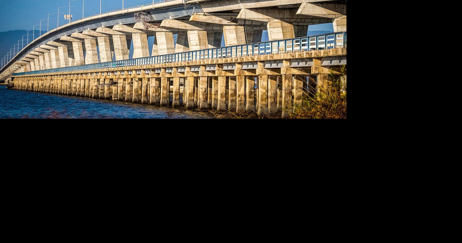 Dumbarton Bridge repaving done early | Local News | smdailyjournal.com
