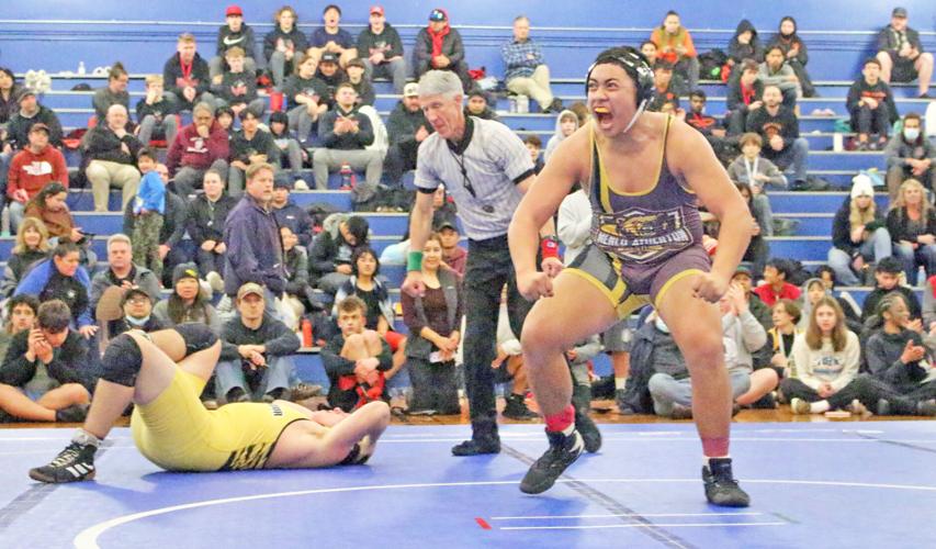 M-A wrestling Paula Tuulakitau