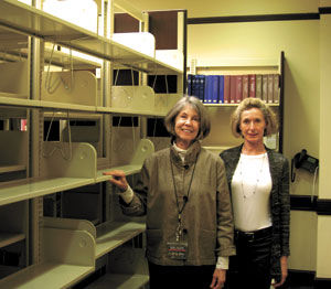 Library set for revamp: Burlingame foundation raising money for modern features