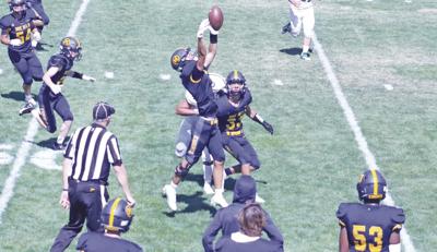 Menlo football Eron Chen