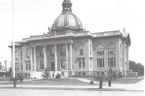 San Mateo County's Courthouse