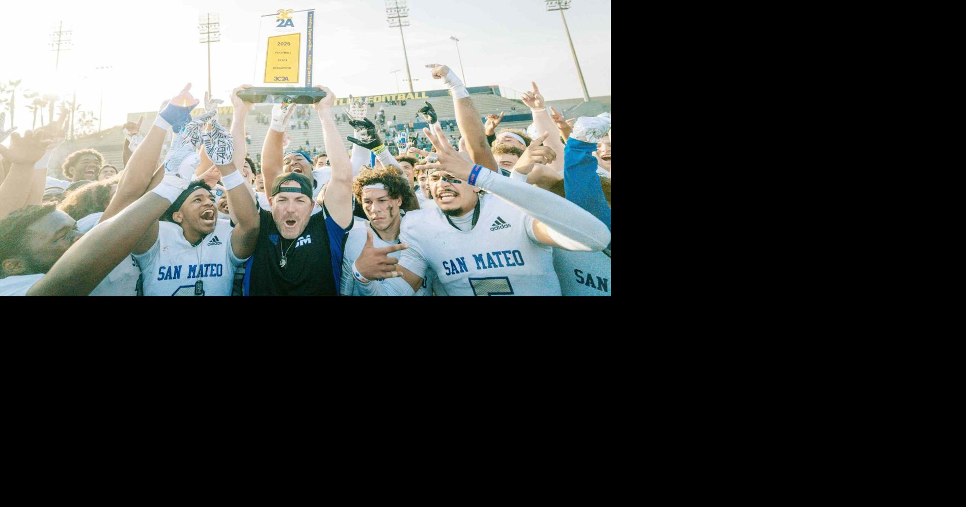 ’Dog dynasty: CSM back-to-back state champs