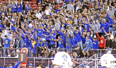 Serra football fans
