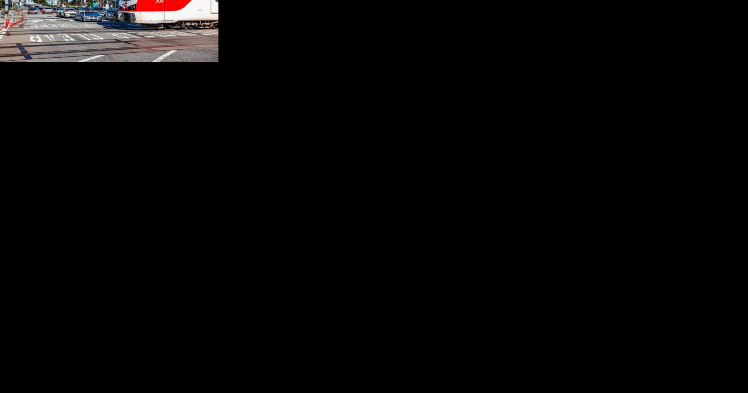 https://bloximages.newyork1.vip.townnews.com/smdailyjournal.com/content/tncms/assets/v3/editorial/7/34/7343f2fe-fb0b-11ef-a146-231889d50731/67ca7412b780f.image.jpg?crop=1500,788,0,106&resize=438,230&order=crop,resize