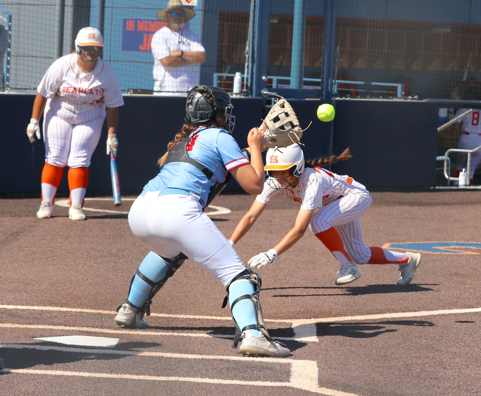 Hillsdale softball; Sammie Marinec