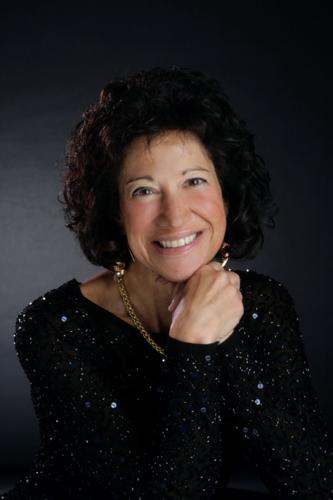 Mina_Press_Photo (1).jpg