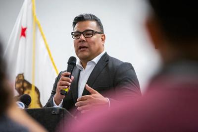 Ricardo Lara