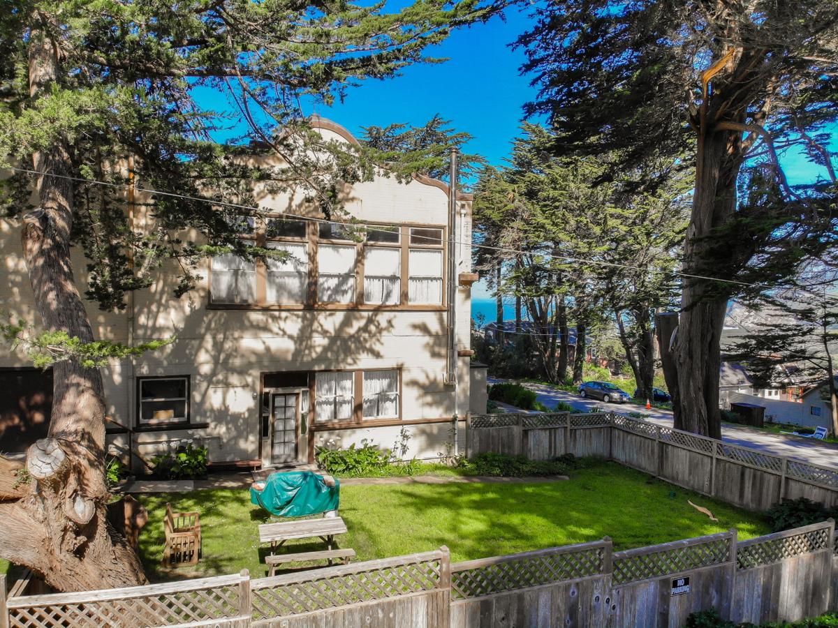 Former Grammar Site School For Sale In Montara Local News Smdailyjournal Com
