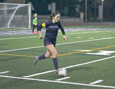 Sequoia soccer: Charlotte Dugoni