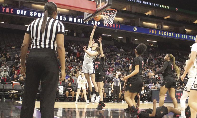 Mitty basketball Mckenna Woliczko