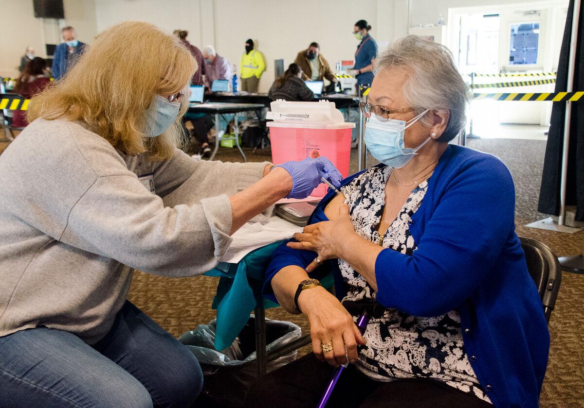 Sutter Expands Vaccinations At The San Mateo County Event Center Local News Smdailyjournal Com