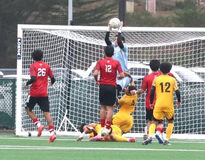 Skyline soccer: Matias Kramer