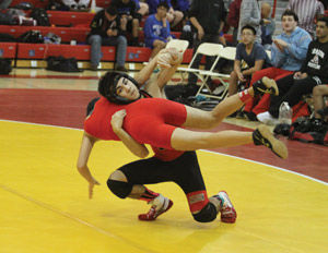 A grapplin’ good time: Mills host six-team, Ocean Division wrestling meet for Week 3