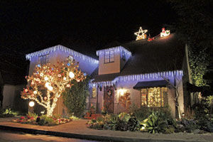 Burlingame neighborhood welcomes visitors with holiday display
