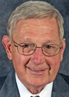 Tom Mohr, longtime San Mateo County education administrator, dies