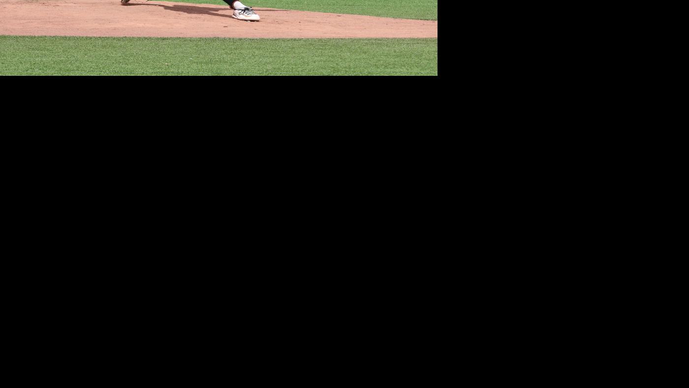 Half Moon Bay baseball snuffs out Sonoma Valley Dragons in first round of the Nor Cal Division IV playoffs