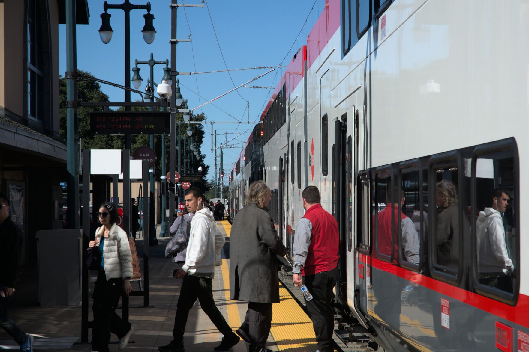 Caltrain approves transit measure funding proposal | Local News ...