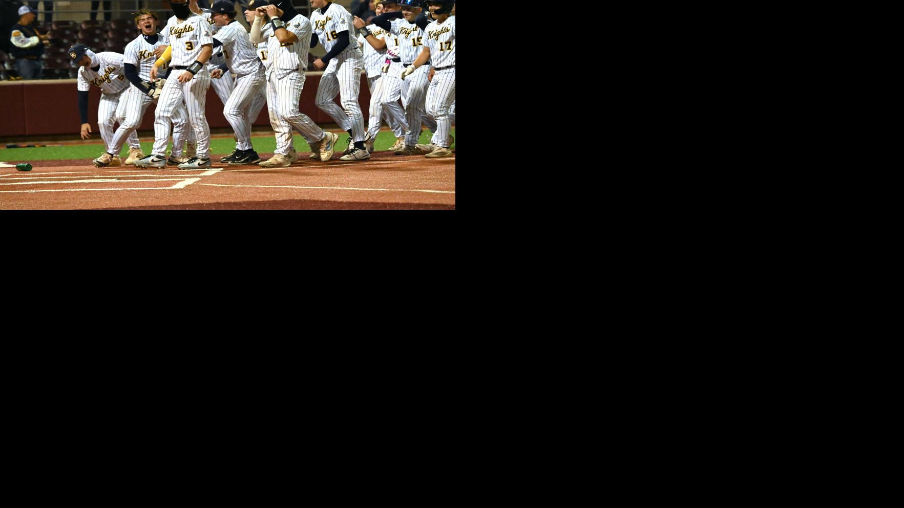 Menlo baseball into Central Coast Section Division III final after wild walk-off win over Aptos Tuesday night