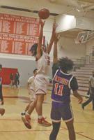 El Camino boys' basketball goes large