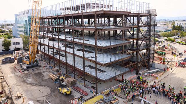 Gilead reaches construction milestone for new building in Foster City