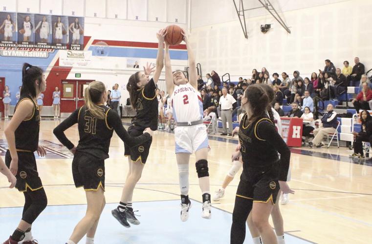 Hillsdale basketball Miya Takeuchi