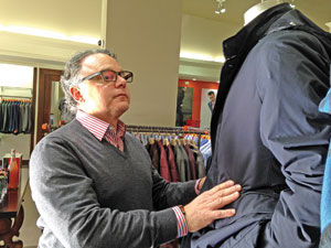 Burlingame shop to expand sales: Sam Malouf to open women’s clothing store