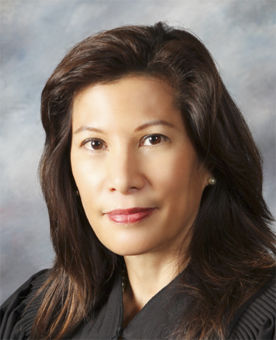 Tani  Cantil-Sakauye