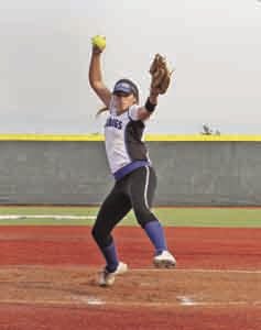 CSM softball fires five-inning perfecto
