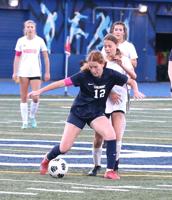 Carlmont girls' soccer team comes up with statement win