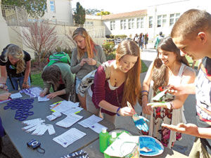 'Helping hands': Youth spread the word and gather support for healthy relationships