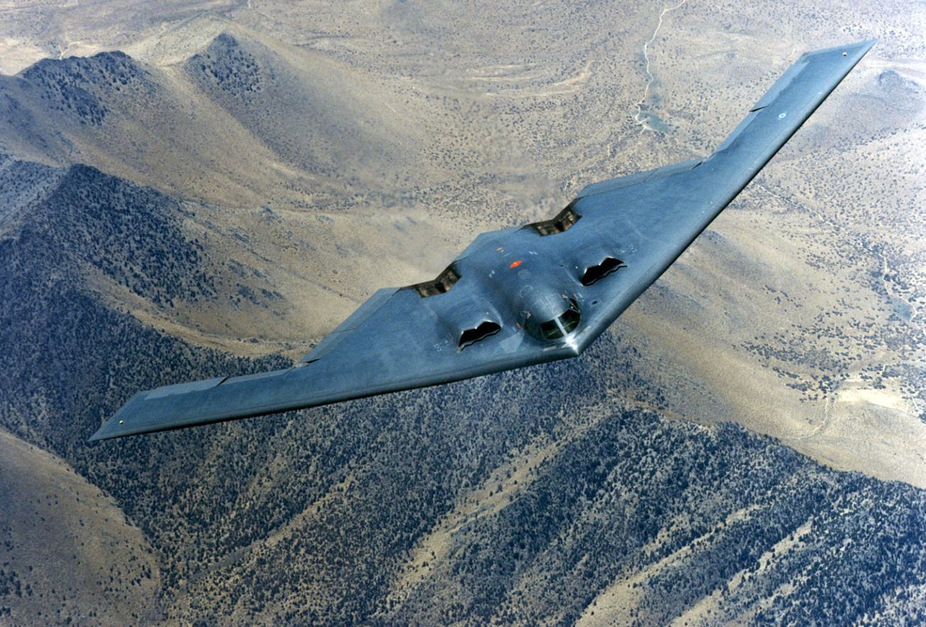 Pentagon Debuts Its New Stealth Bomber, The B-21 Raider | National ...