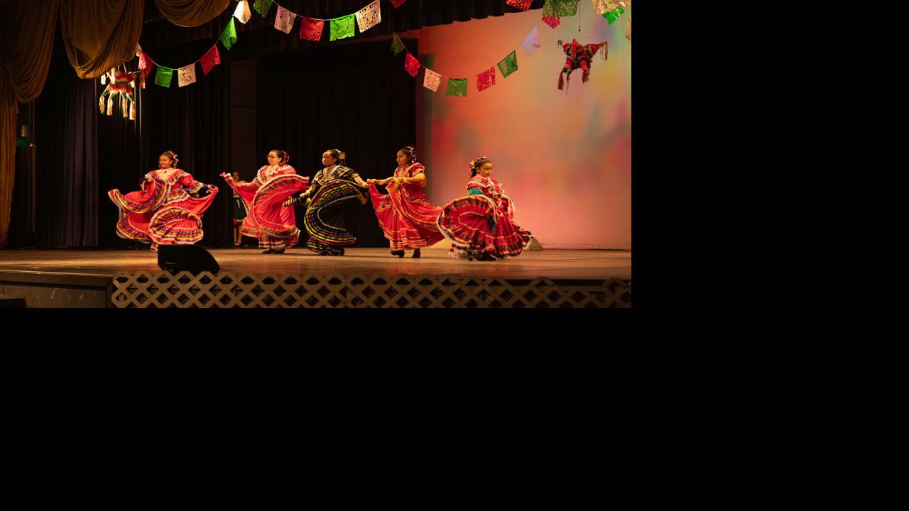 Highlighting Mexican pride: ‘El Sonido del Orgullo’ puts mariachi, folklórico dance on South San Francisco High School stage