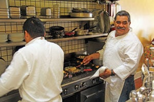Alana’s to open Sixto’s: Burlingame restaurant owners to open new Mexican restaurant early fall