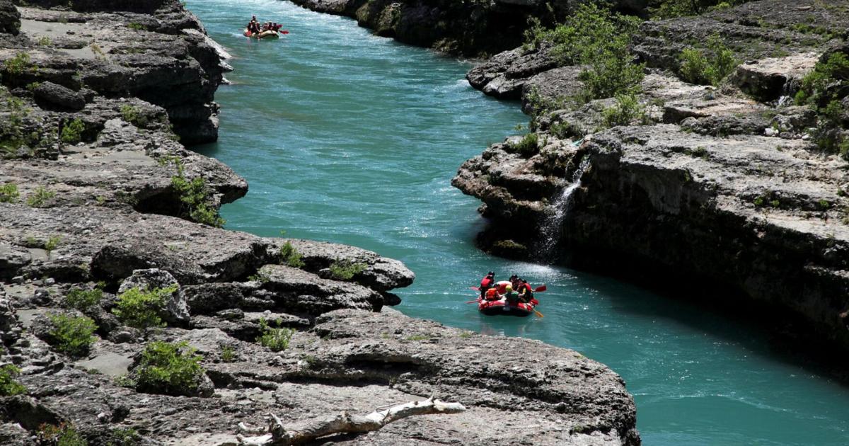 California Rafters River rafters say big California snowmelt means epic season | State ...