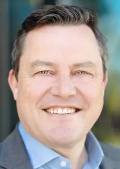 Simon Clark