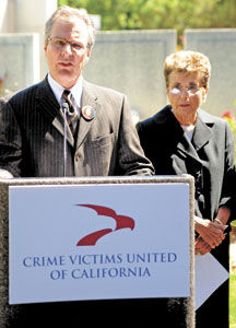 Victim group: Reinstate molestation case