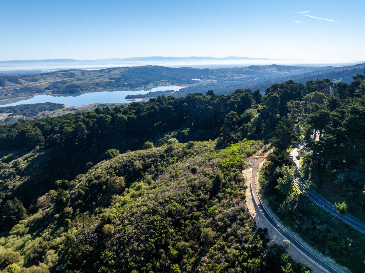 Skyline Ridge Drive Skyline ridge trail extension nearly done | Local News | smdailyjournal.com