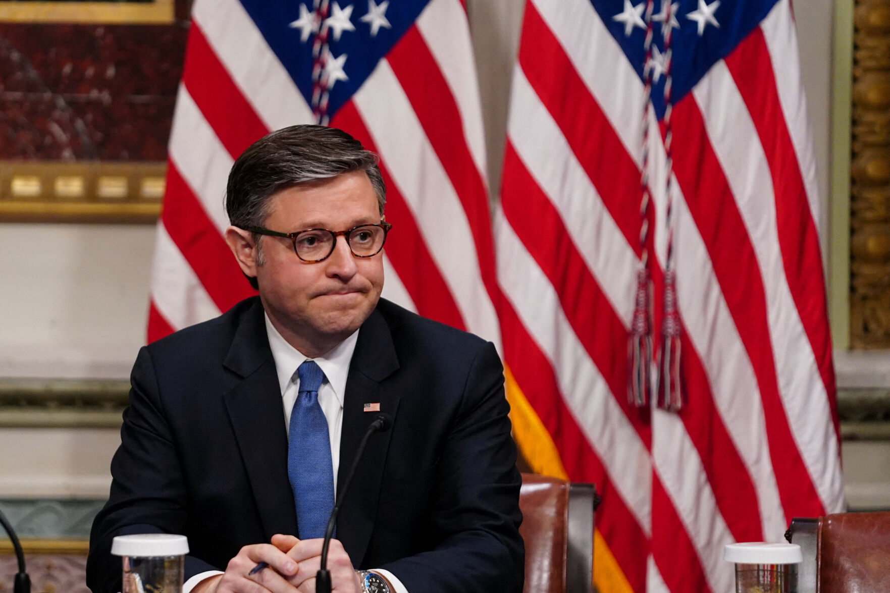 House narrowly rejects Iran war powers resolution in test of Trump's ...