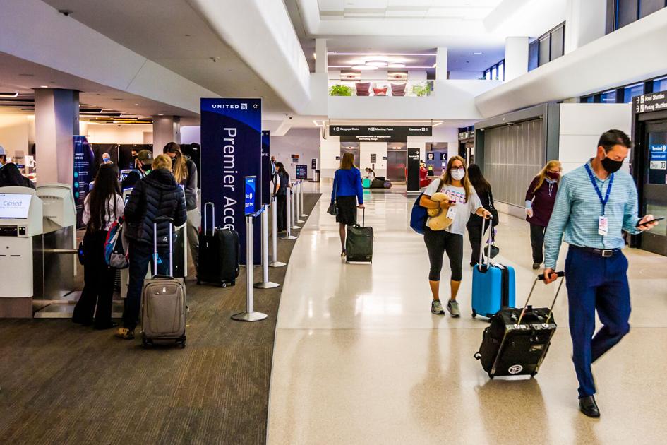 Vacationers returning to San Francisco Worldwide Airport | Native Information