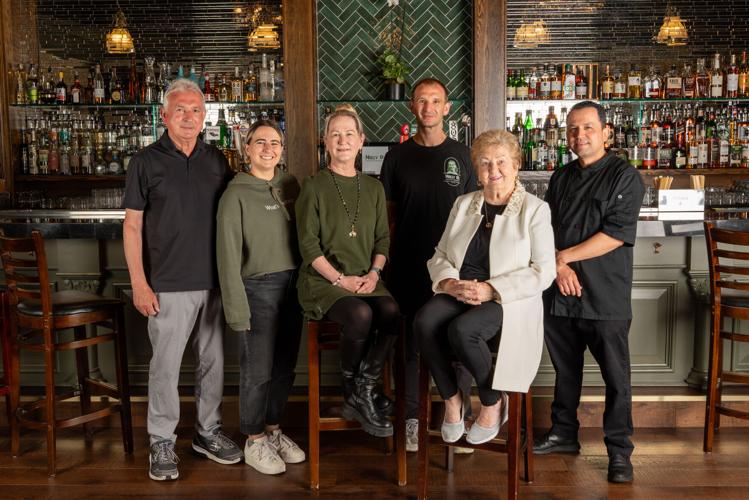 Molly O's: Family shot