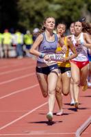 Carlmont track Katelyn Elliott