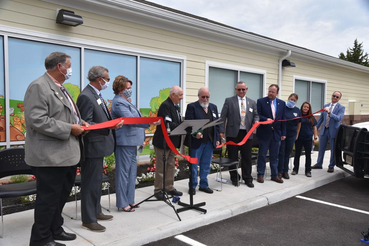 Franklin County Animal Shelter ribbon cutting