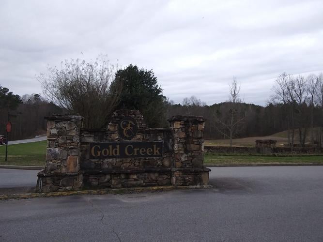 Closed for a decade, Gold Creek Golf Club plans to re-open