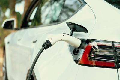 EV