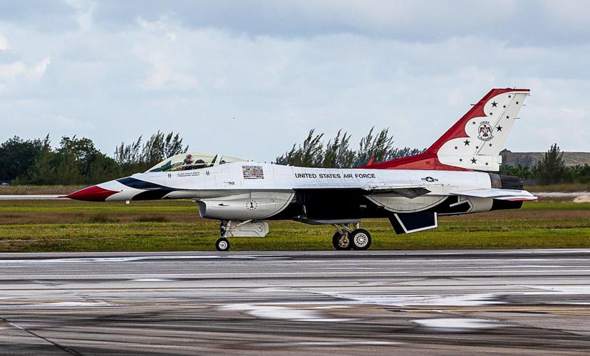 US Air Force Thunderbirds arrive at Homestead Air Reserve Base to