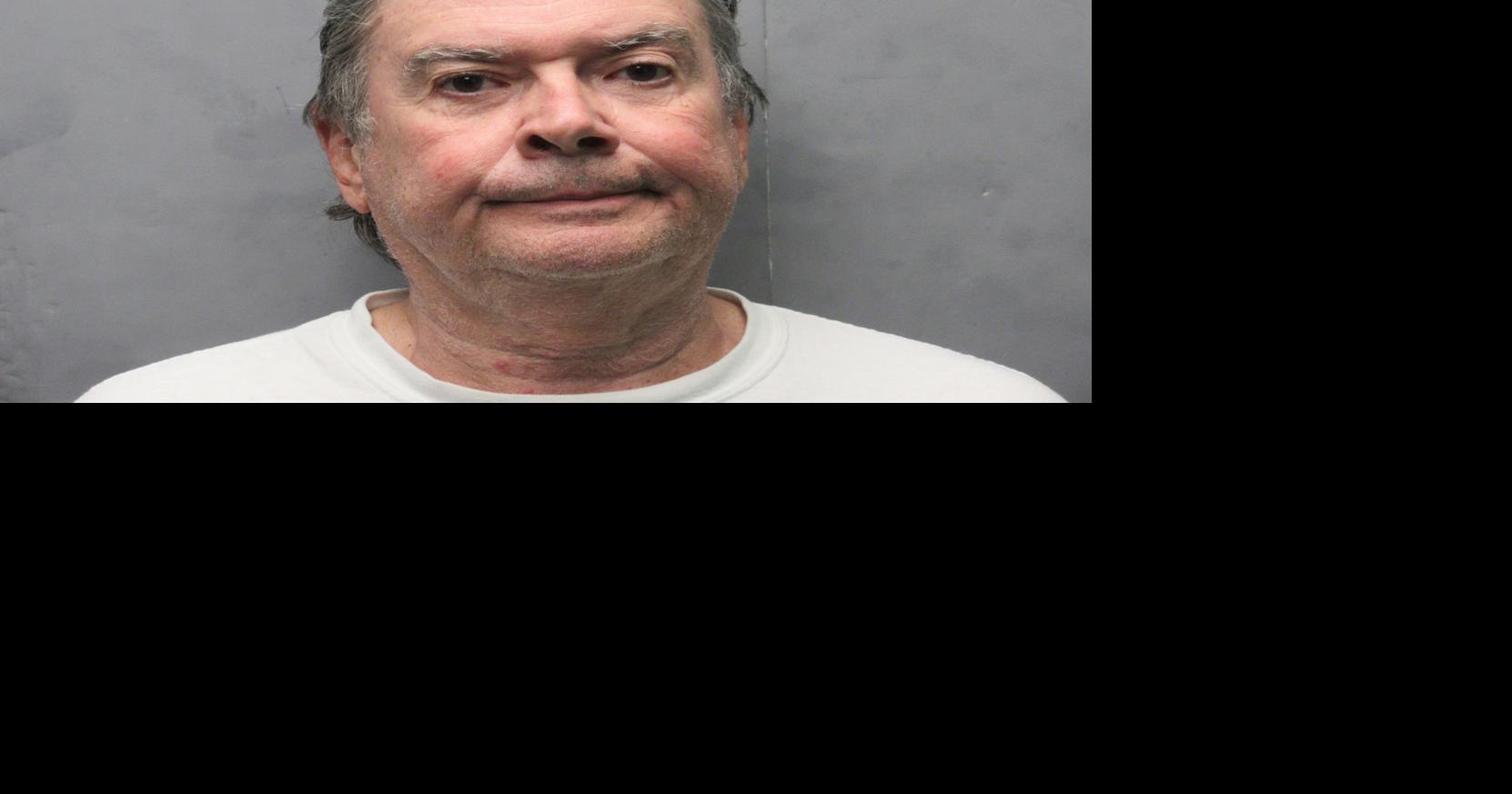 Man arrested after pointing gun at group | News | southdadenewsleader.com