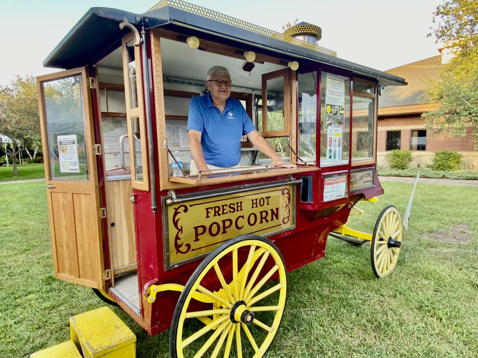 Popcorn wagon best sale