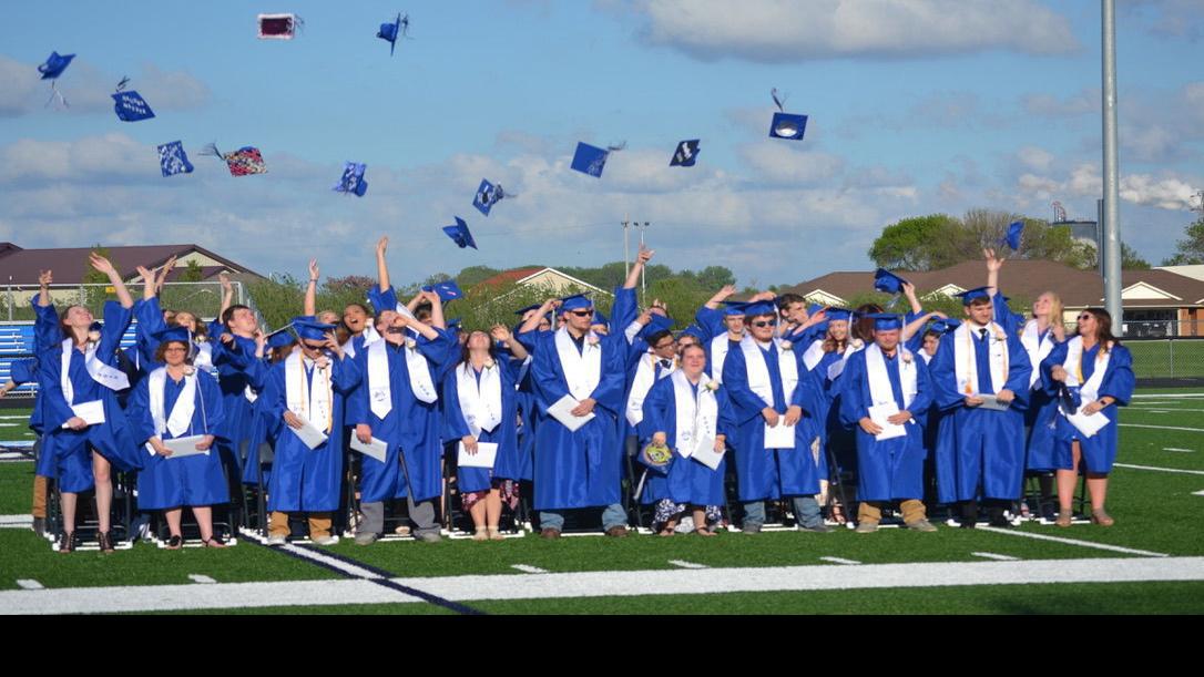 Jwp Class Of 2019 Celebrates Commencement News Southernminn Com